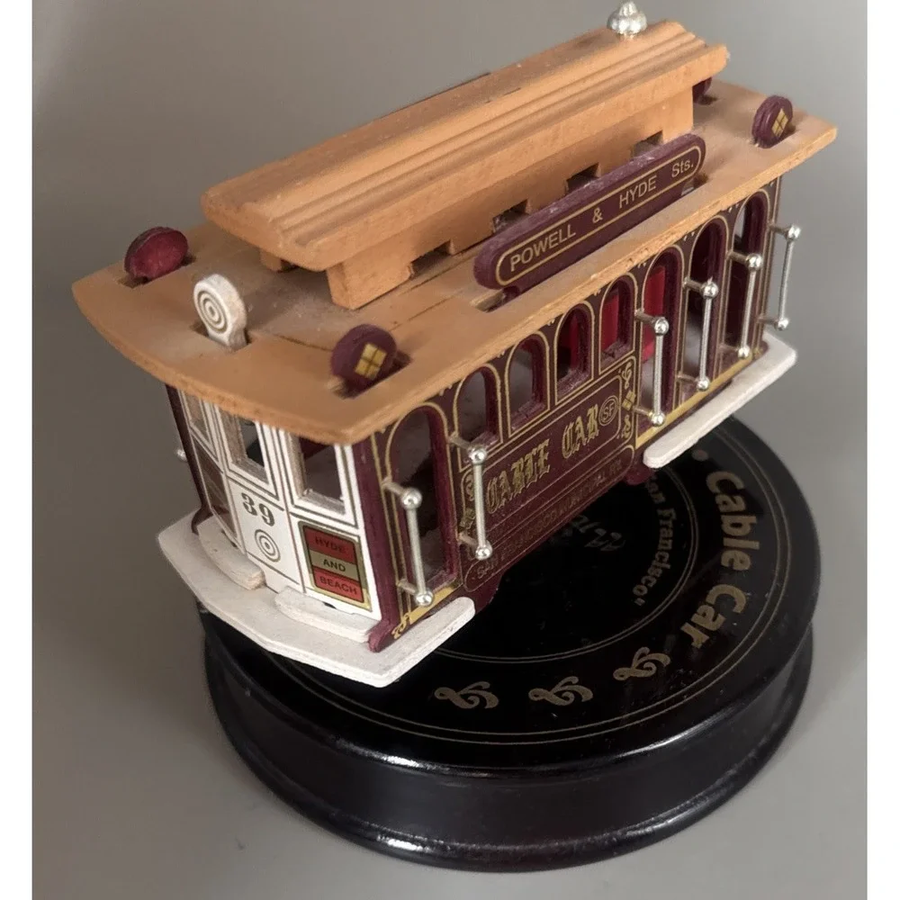 Working I Left My Heart In San Francisco Rotating Cable Car Music Turntable